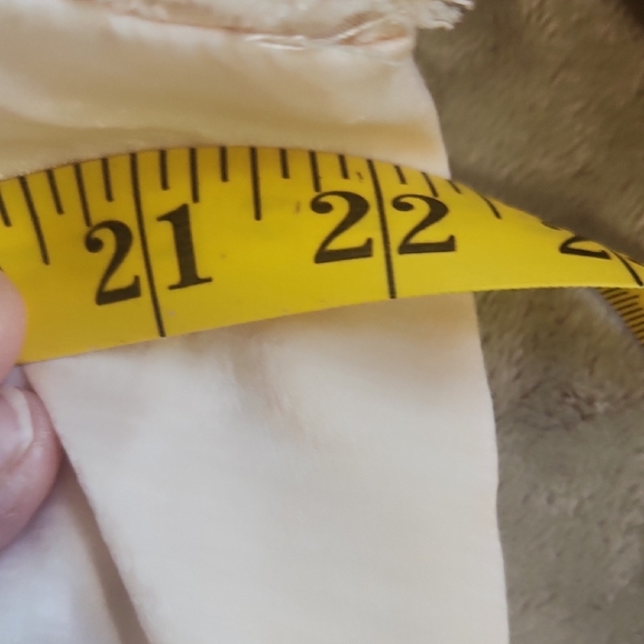 Umgee Lightest Of Pinks Floral Lace Sleeve Blouse - Picture 7 of 8